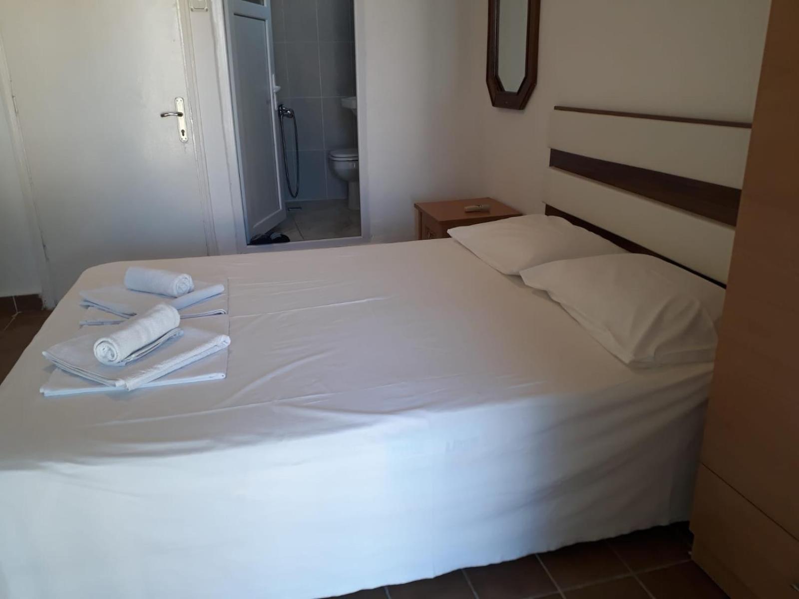 Martili Villa Lara Antalya Phòng bức ảnh