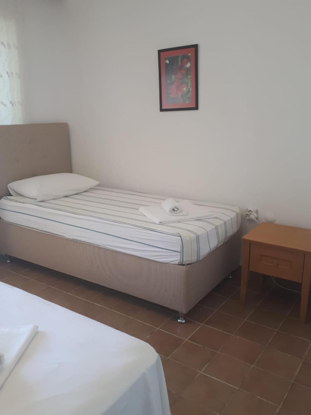 Martili Villa Lara Antalya Phòng bức ảnh