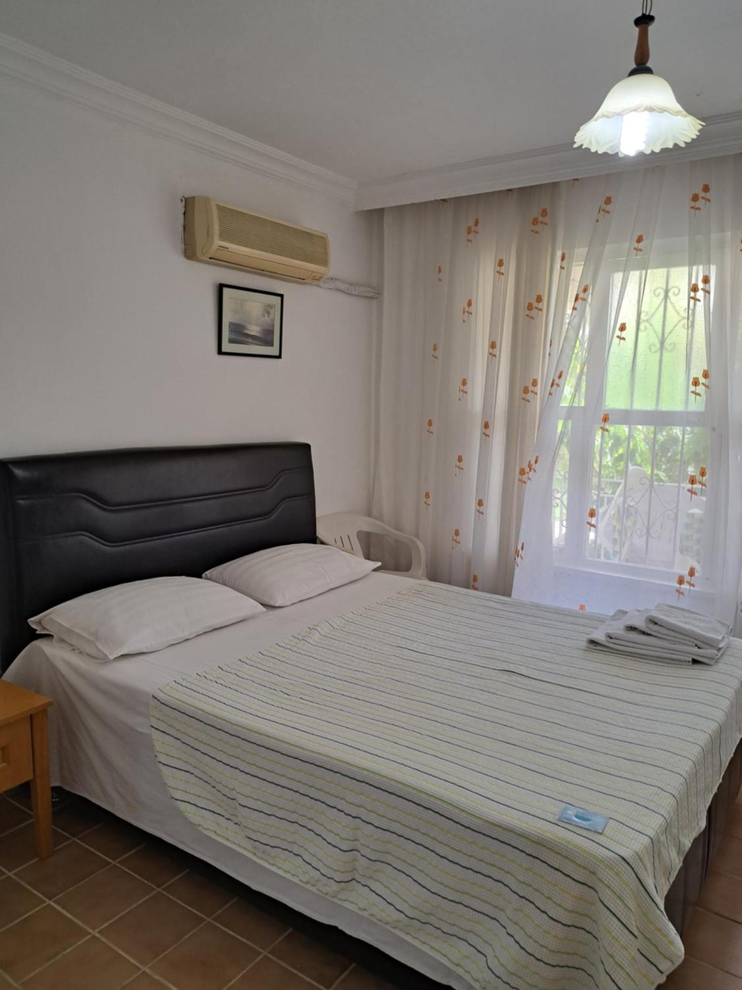 Martili Villa Lara Antalya Phòng bức ảnh